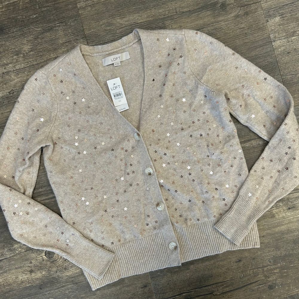 Loft Women Cardigan Sweater Sequin Stars Women Size‎ XS NWT Beige Button